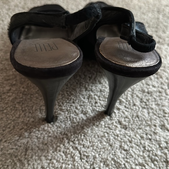 Pella Moda black feather heel sling backs size 8.5 but fit like 8s - Picture 5 of 7